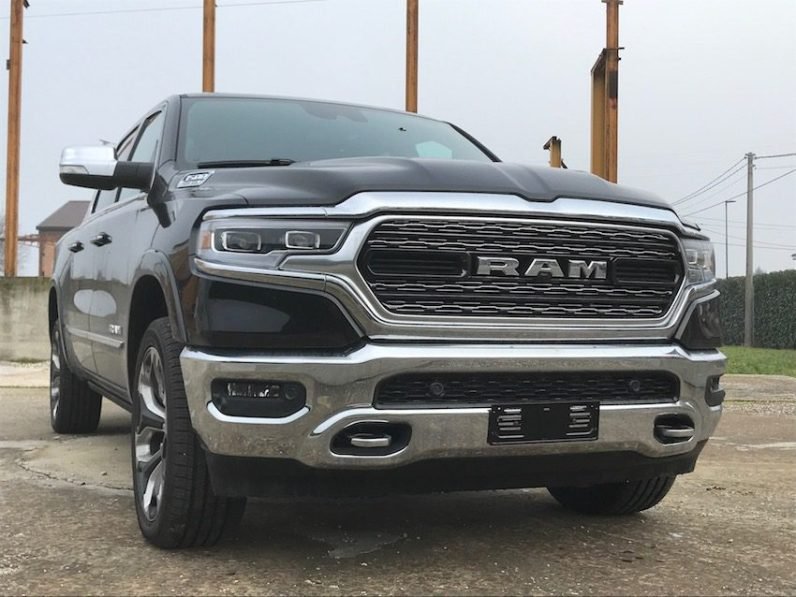 2024 Dodge RAM 1500 Limited Chrome