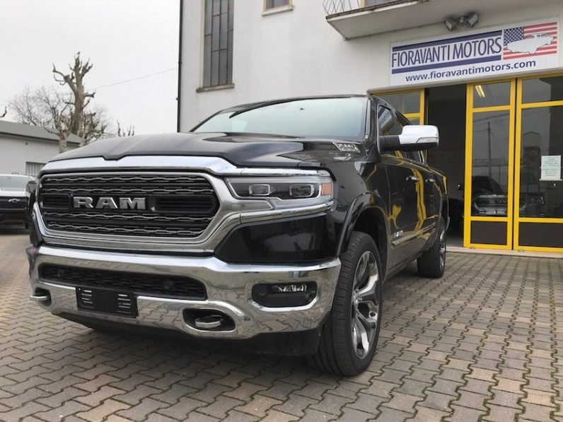 2024 Dodge RAM 1500 Limited Chrome