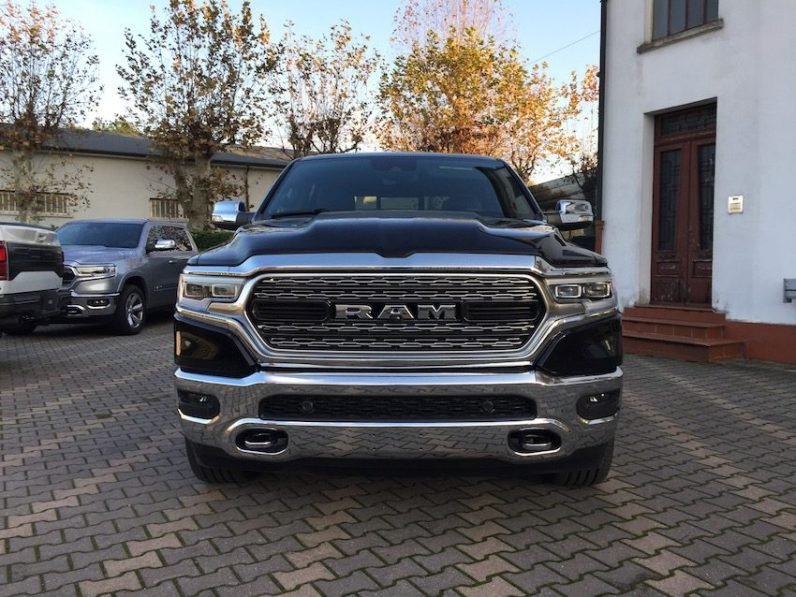 2024 Dodge RAM 1500 Limited Chrome