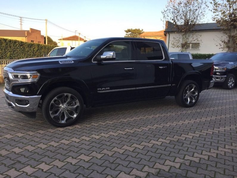 2024 Dodge RAM 1500 Limited Chrome