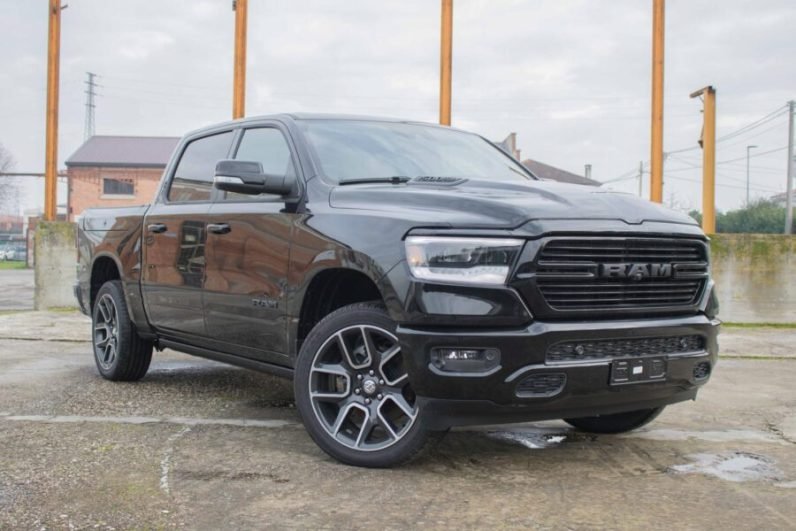 2024 Dodge RAM 1500 Sport 4×4 con Rambox