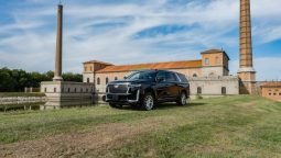 2024 Cadillac Escalade ESV Premium Luxury