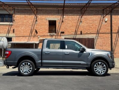 Ford F 150 3.5L V6 POWERBOOST LIMITED HYBRID 2025
