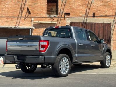 Ford F 150 3.5L V6 POWERBOOST LIMITED HYBRID 2025