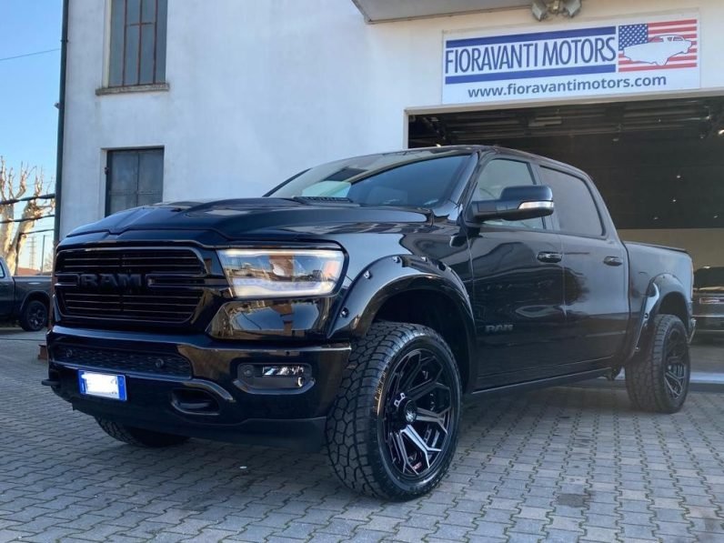 2024 Dodge RAM 1500 Crew Cab LaramieSport Night Edition