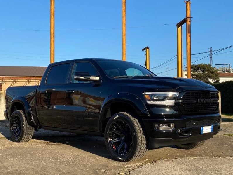 2024 Dodge RAM 1500 Crew Cab LaramieSport Night Edition