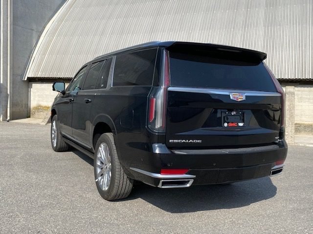 Cadillac Escalade 2024 – 6.2L V8 ESV Premium Luxury