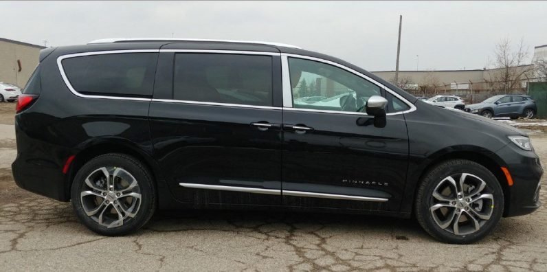 Chrysler Pacifica 3.6L V6 PINNACLE AWD