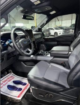 Ford F 150 LIGHTNING AWD SUPERCREW LARIAT