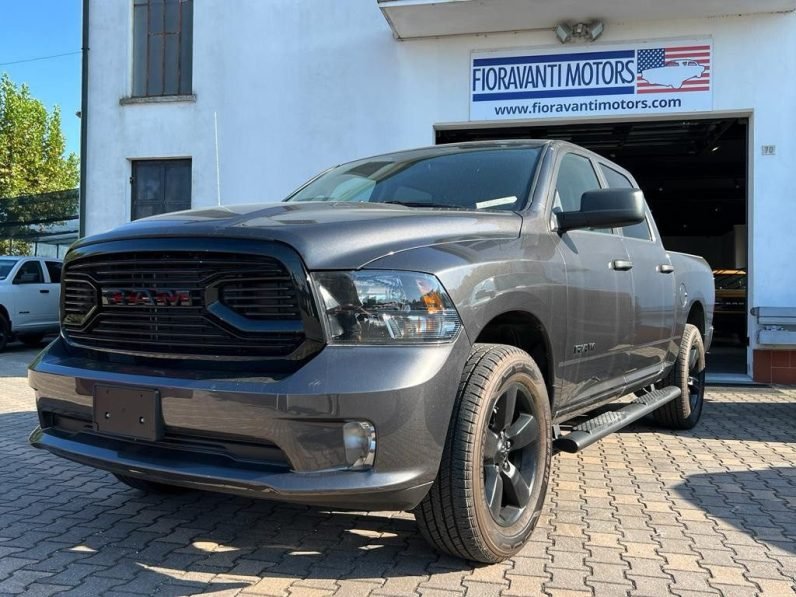 DODGE RAM 1500 DS CREW CAB 5.7L V8 SLT 2024