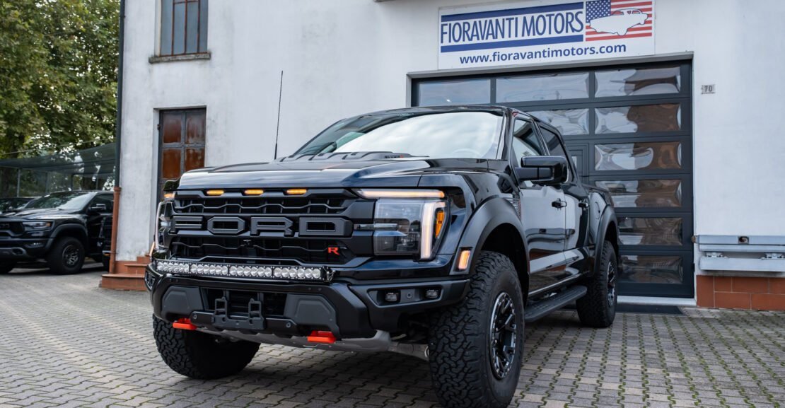 FORD F 150 RAPTOR R 4X4 SUPERCREW 5.2L SUPERCHARGED V8