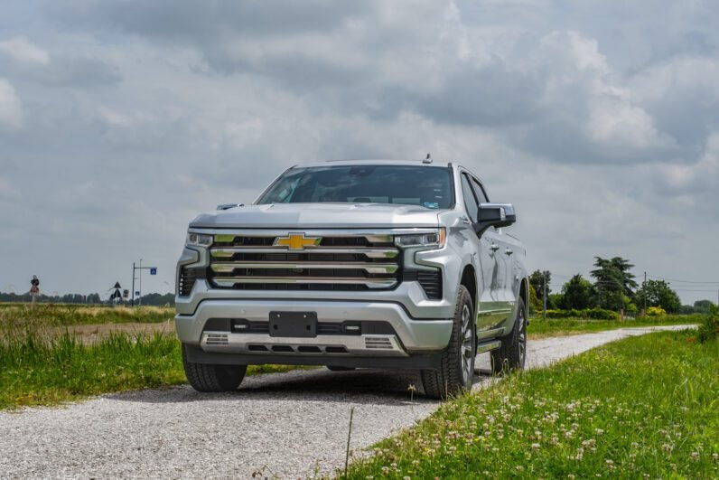 CHEVROLET SILVERADO 6.2 V8 HIGH COUNTRY NEW MODEL 2024