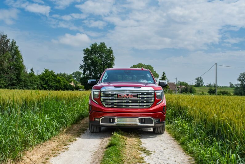 GMC SIERRA 6.2 V8 DENALI RESERVE NEW MODEL 2024