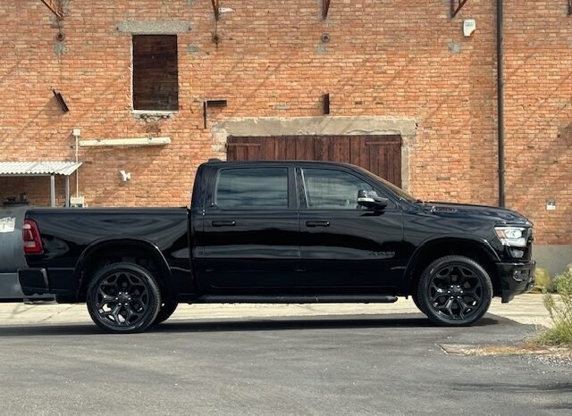 DODGE RAM 1500 CREW CAB 5.7L V8 BIG HORN NIGHT EDITION 4×4