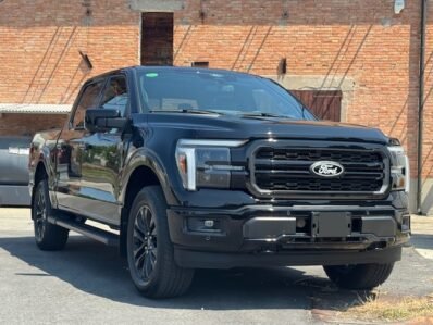 FORD F 150 5.0 V8 LARIAT BLACK APPEARANCE PKG