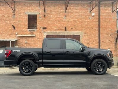 FORD F 150 5.0 V8 LARIAT BLACK APPEARANCE PKG