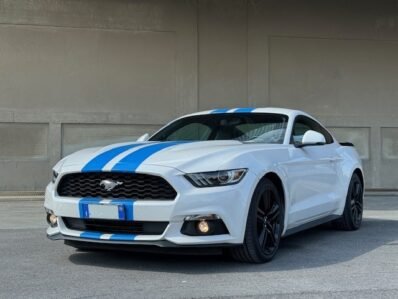 FORD MUSTANG COUPE’ 2.3 ECOBOOST PREMIUM