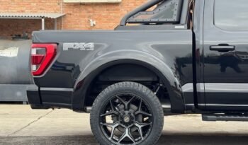 Ford F 150 LARIAT 5.0L V8 4x4 SUPERCREW - BLACK ROCK