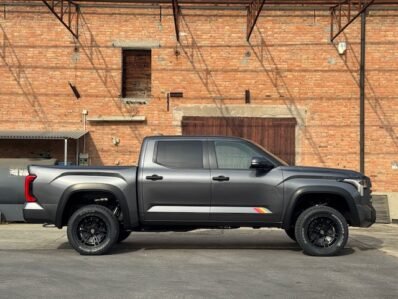 TOYOTA TUNDRA SR TRD RALLY PACKAGE