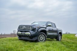 TOYOTA TACOMA LIMITED 2.4 i-Force HYBRID 4×4