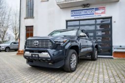 TOYOTA TACOMA LIMITED 2.4 i-Force HYBRID 4×4