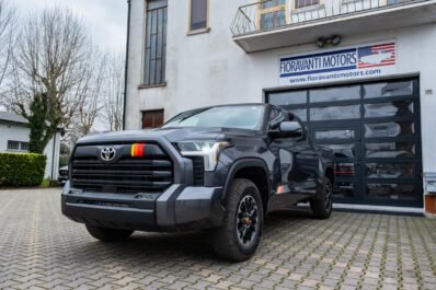 TOYOTA TUNDRA SR TRD RALLY PACKAGE