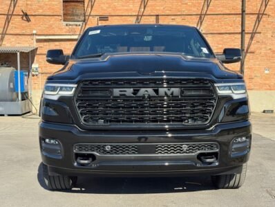 Dodge RAM 1500 LIMITED CREW CAB 4×4 3.0L HO – 2025