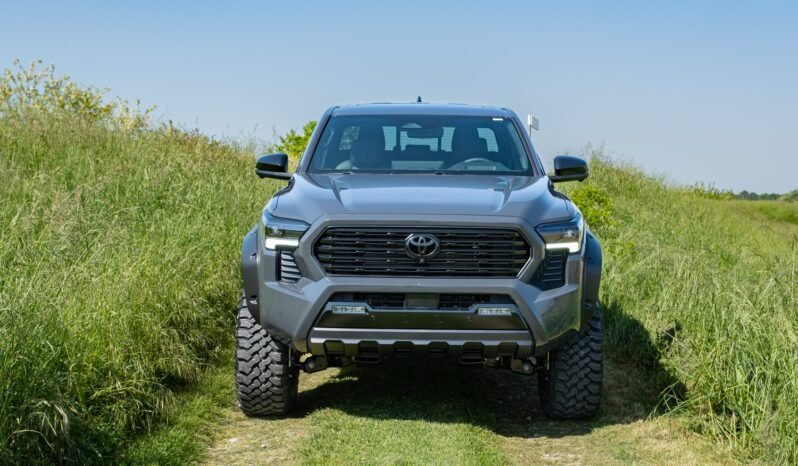 Toyota Tacoma LIMITED 2.4 i-Force HYBRID 4×4 THUNDERSTORM