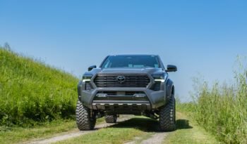 Toyota Tacoma LIMITED 2.4 i-Force HYBRID 4x4 THUNDERSTORM