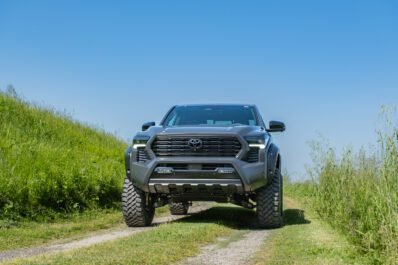 Toyota Tacoma LIMITED 2.4 i-Force HYBRID 4×4 THUNDERSTORM