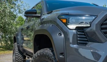 Toyota Tacoma LIMITED 2.4 i-Force HYBRID 4x4 THUNDERSTORM