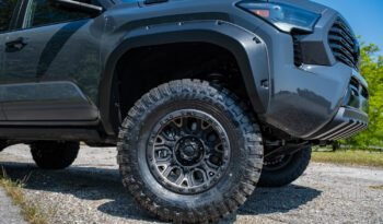 Toyota Tacoma LIMITED 2.4 i-Force HYBRID 4x4 THUNDERSTORM