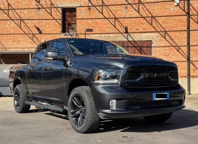 DODGE RAM 1500 SPORT RT CREW CAB 4×4 5.7L V8