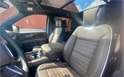 GMC YUKON DENALI ULTIMATE 2025