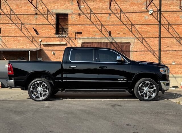 DODGE RAM 1500 LIMITED CREW CAB 4×4 E-TORQUE 5.7L V8