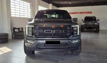 Ford F 150 LARIAT 5.0L V8 4x4 SUPERCREW - BLACK ROCK