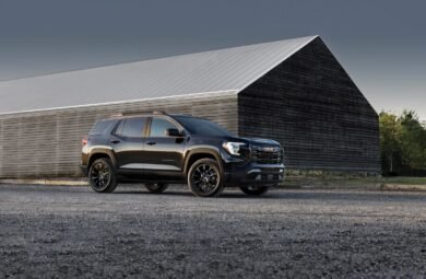 Front 3/4 view of the next-generation 2025 GMC Terrain Elevation.