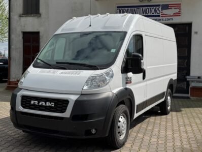 Fiat Ducato Ram Promaster 1500 118in