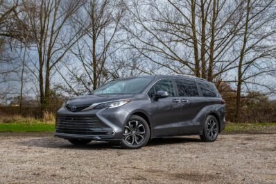 Toyota Sienna 2.5 Limited Platinum Hybrid AWD 2026