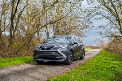 Toyota Sienna 2.5 Limited Platinum Hybrid AWD 2026