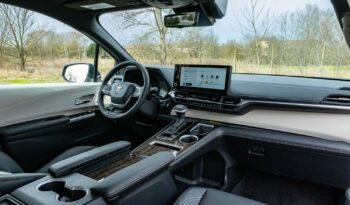 Toyota Sienna AWD (25)