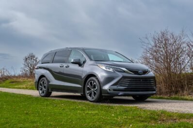 Toyota Sienna 2.5 Limited Platinum Hybrid AWD 2026
