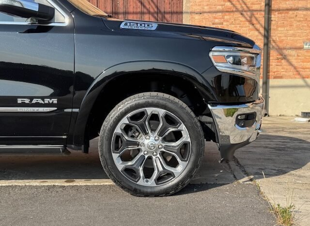 DODGE RAM 1500 LIMITED Crew Cab 4×4 eTORQUE 5.7L V8