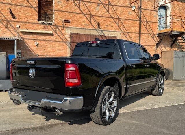 DODGE RAM 1500 LIMITED Crew Cab 4×4 eTORQUE 5.7L V8