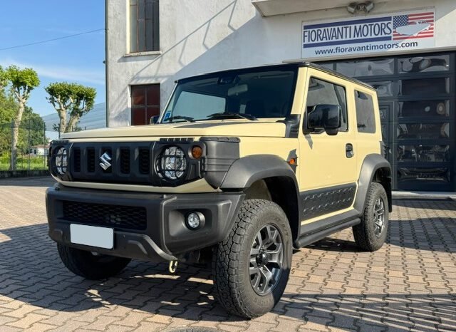 Suzuki Jimny 1.5L 5MT Top