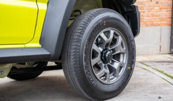 Suzuki Jimny 5 porte giallo lime (21)
