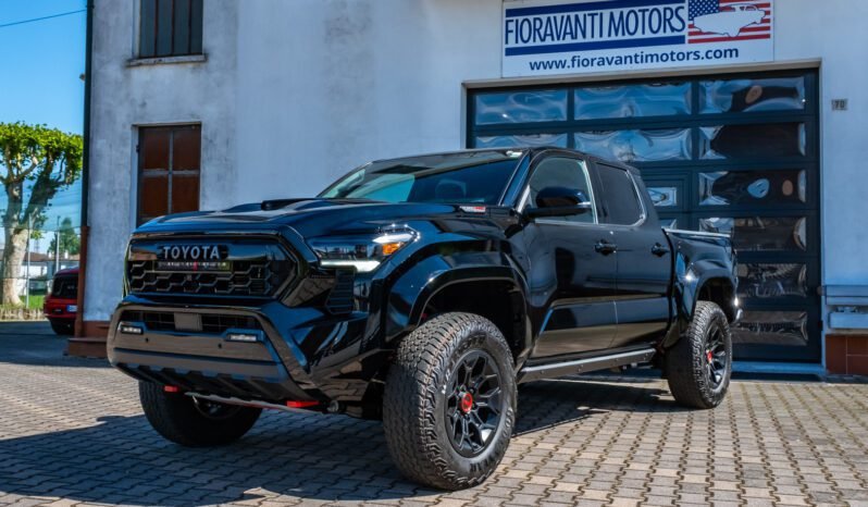2026 Toyota Tacoma TRD PRO 2.4 i-Force HYBRID 4×4