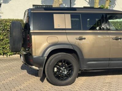 Land Rover Defender 110 3.0 I6 250cv AWD