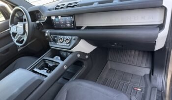 Defender 110 3.0d I6 AWD (8)
