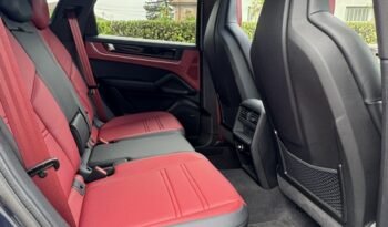 Porsche Cayenne (8)